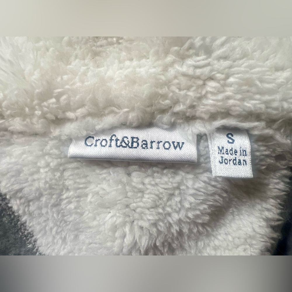 Croft & Barrow Gray Fleece Vest with Snowflake Embroidered Design small festive - Picture 9 of 10
